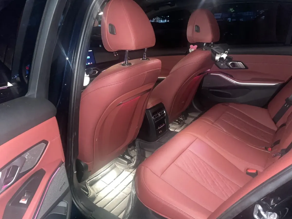 2024 BMW 3 Series 2.0T 184HP L4 8AT,autocango,china used car exporter,china ev exporter,chinese used car exporter,chinese used ev exporter