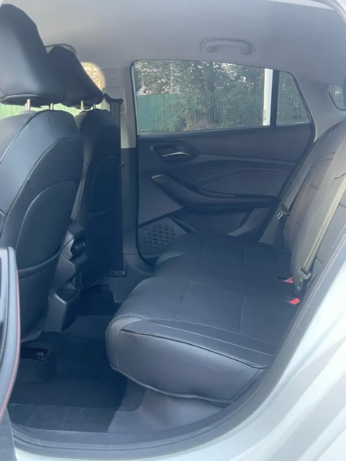 2023 MG 5 1.5L 129HP L4 5MT,autocango,china used car exporter,china ev exporter,chinese used car exporter,chinese used ev exporter