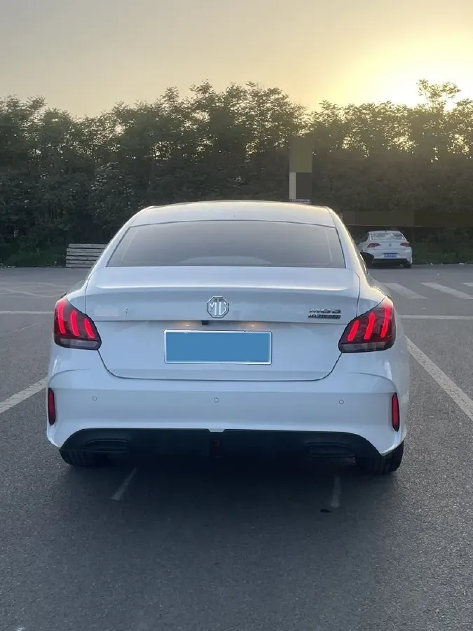 2023 MG 5 1.5L 129HP L4 5MT,autocango,china used car exporter,china ev exporter,chinese used car exporter,chinese used ev exporter