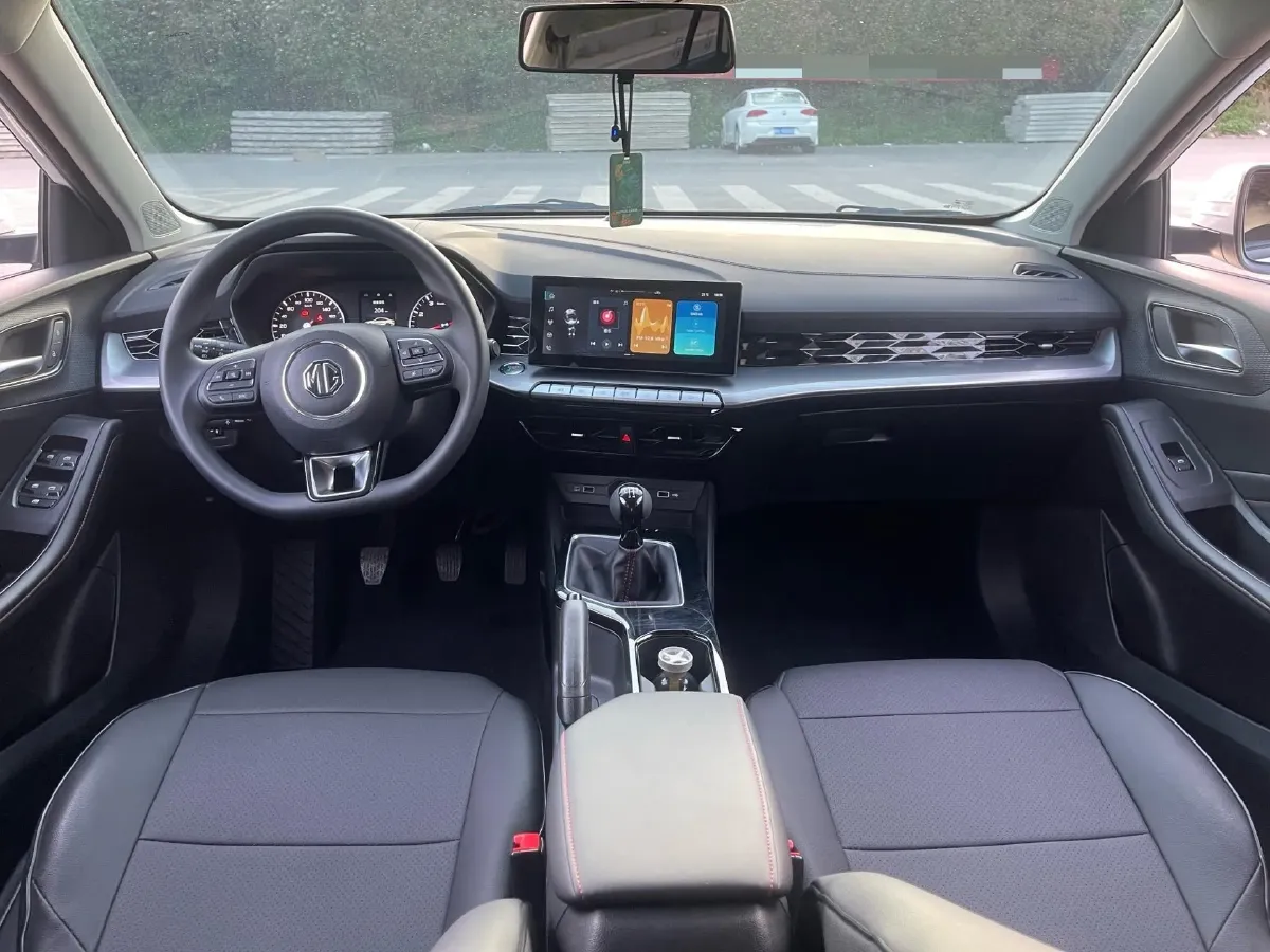 2023 MG 5 1.5L 129HP L4 5MT,autocango,china used car exporter,china ev exporter,chinese used car exporter,chinese used ev exporter