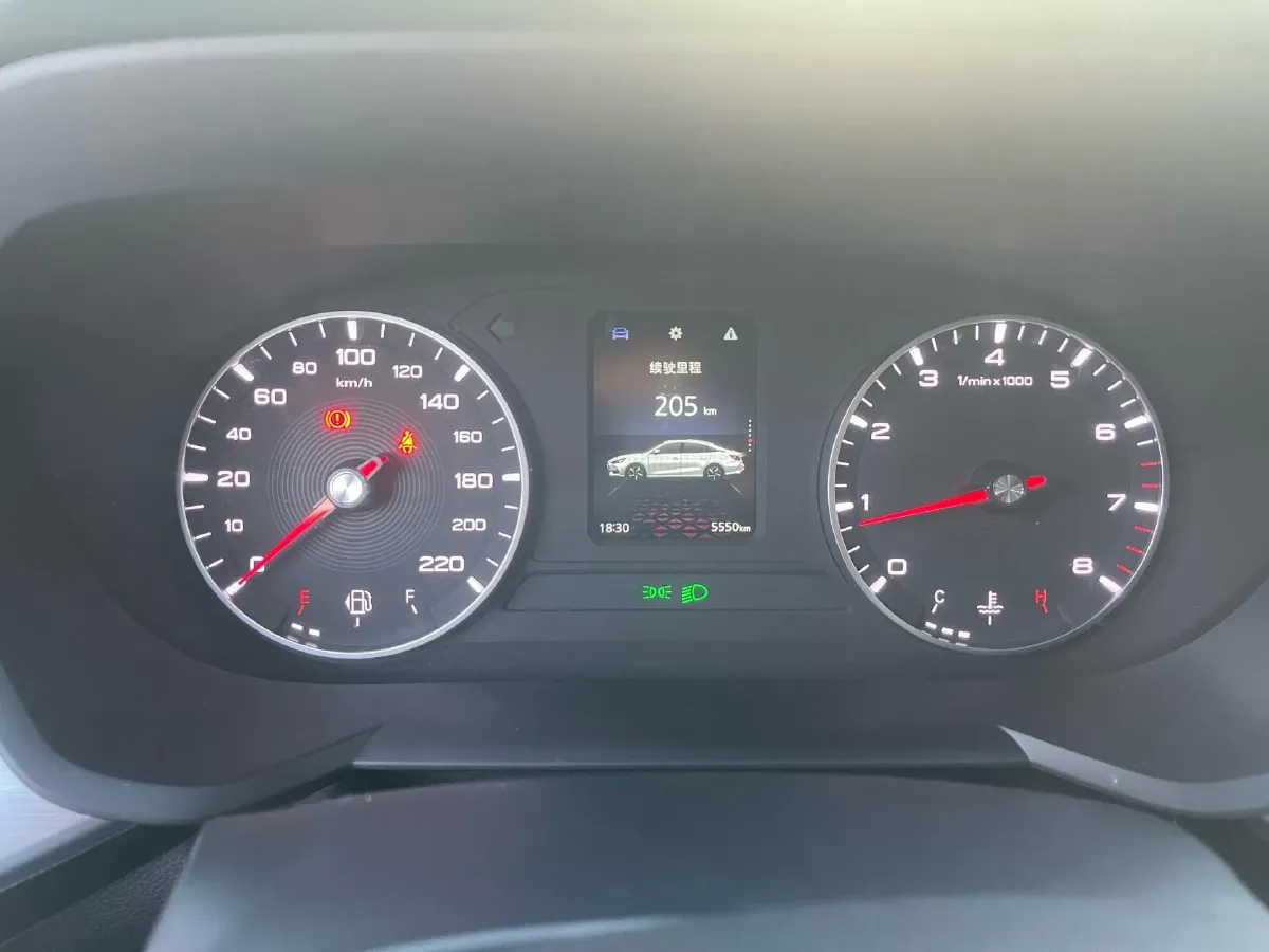 2023 MG 5 1.5L 129HP L4 5MT,autocango,china used car exporter,china ev exporter,chinese used car exporter,chinese used ev exporter