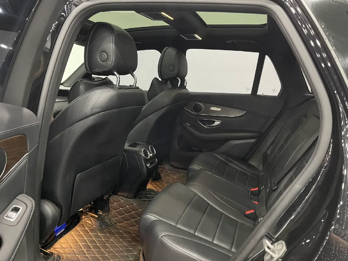 2020 Mercedes-Benz GLC Class 2.0T 197HP L4 9AT,autocango,china used car exporter,china ev exporter,chinese used car exporter,chinese used ev exporter