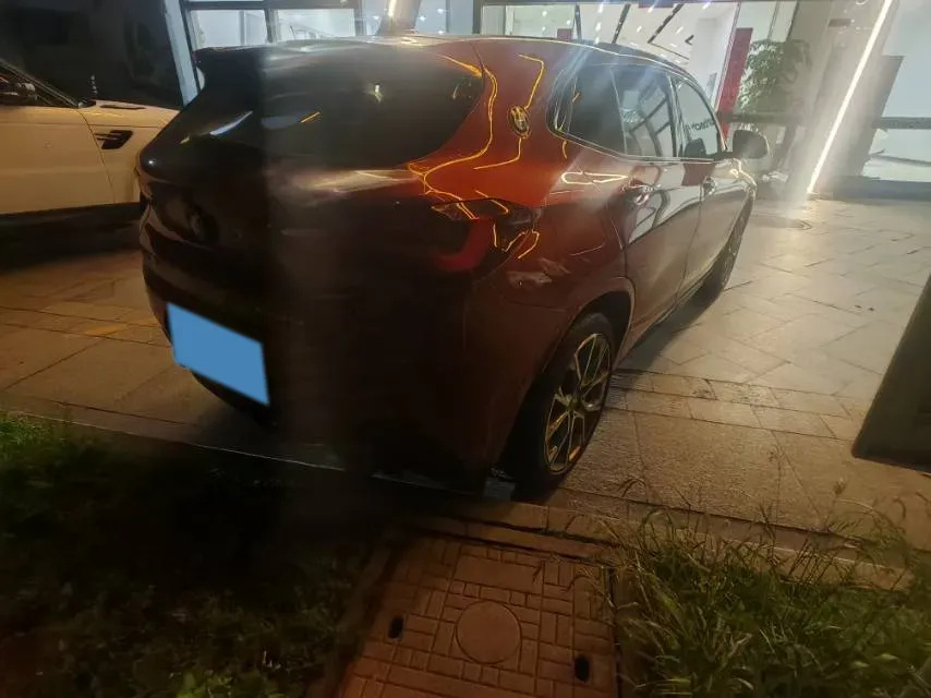 2022 BMW X2 2.0T 192HP L4 7DCT,autocango,china used car exporter,china ev exporter,chinese used car exporter,chinese used ev exporter