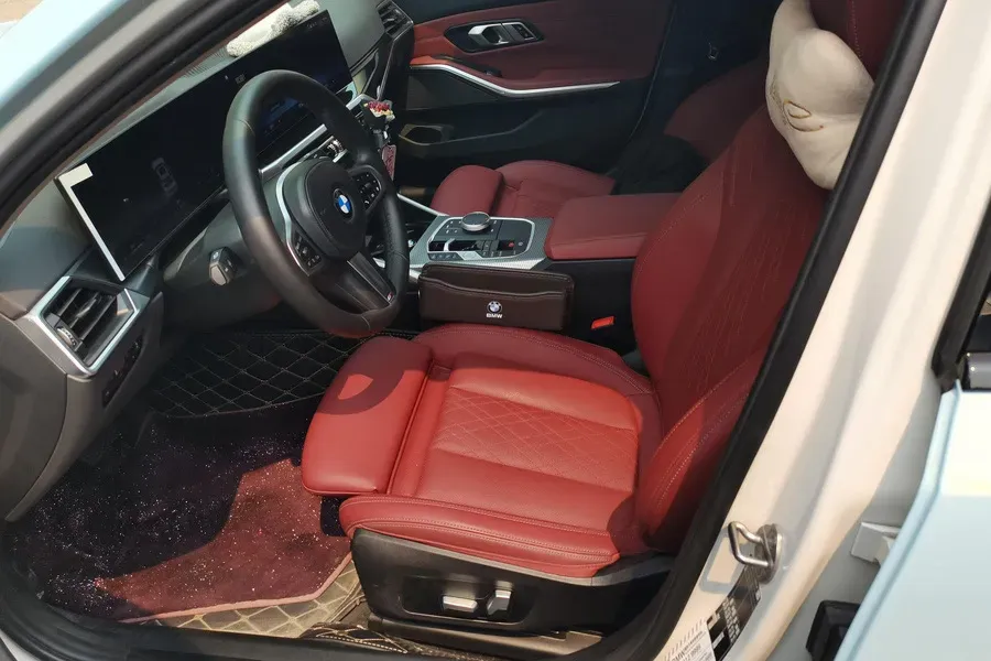 2023 BMW 3 Series 2.0T 184HP L4 8AT,autocango,china used car exporter,china ev exporter,chinese used car exporter,chinese used ev exporter