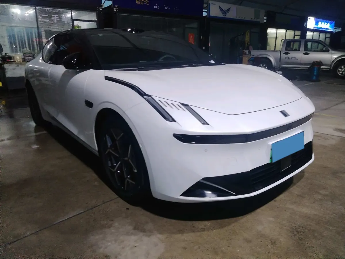 2025 LYNK&CO 10 EM-P 1.5T 163HP L4 3DHT PHEV,autocango,china used car exporter,china ev exporter,chinese used car exporter,chinese used ev exporter