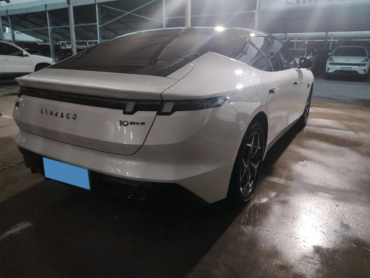 2025 LYNK&CO 10 EM-P 1.5T 163HP L4 3DHT PHEV,autocango,china used car exporter,china ev exporter,chinese used car exporter,chinese used ev exporter