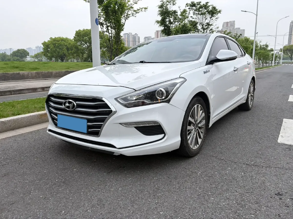 2017 Hyundai Mistra 1.8L 143HP L4 6AT,autocango,china used car exporter,china ev exporter,chinese used car exporter,chinese used ev exporter