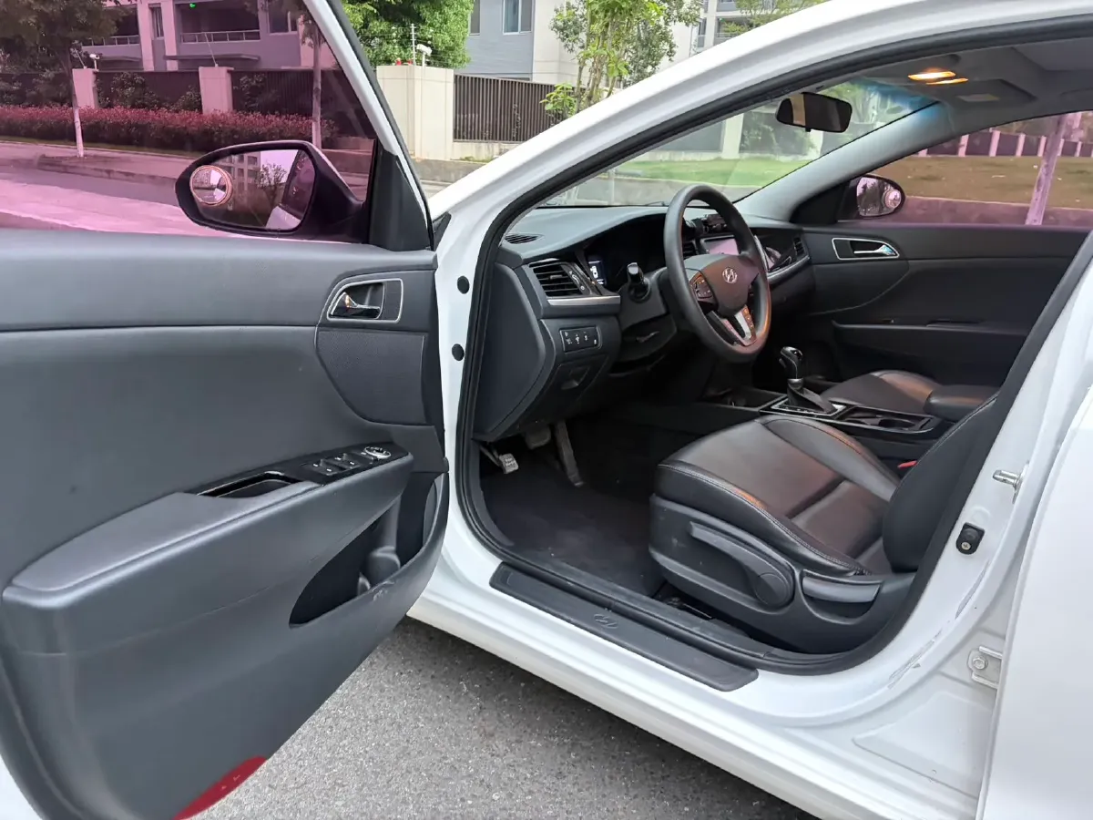 2017 Hyundai Mistra 1.8L 143HP L4 6AT,autocango,china used car exporter,china ev exporter,chinese used car exporter,chinese used ev exporter