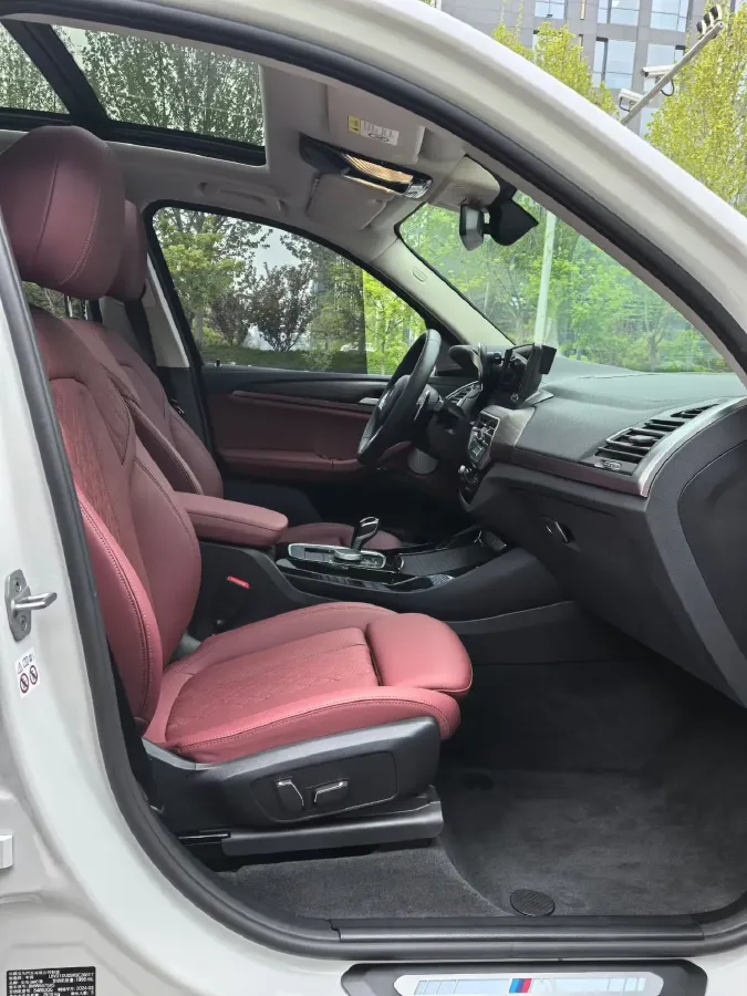 2023 BMW X3 2.0T 245HP L4 8AT,autocango,china used car exporter,china ev exporter,chinese used car exporter,chinese used ev exporter