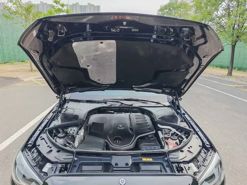2024 Mercedes-Benz S Class 2.5T 313HP L6 9AT,autocango,china used car exporter,china ev exporter,chinese used car exporter,chinese used ev exporter