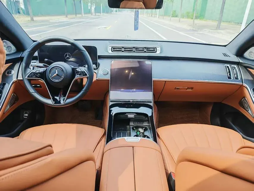 2024 Mercedes-Benz S Class 2.5T 313HP L6 9AT,autocango,china used car exporter,china ev exporter,chinese used car exporter,chinese used ev exporter