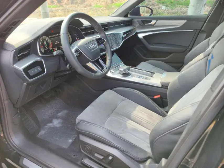 2021 Audi A6L 2.0T 190HP L4 7DCT,autocango,china used car exporter,china ev exporter,chinese used car exporter,chinese used ev exporter