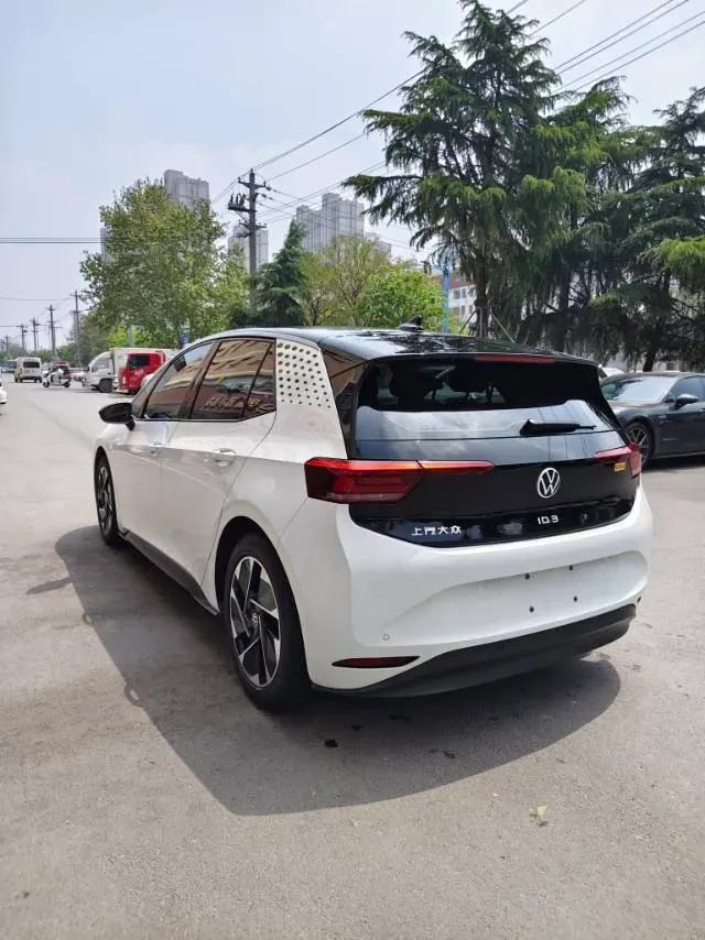 2024 Volkswagen ID.3 BEV 52.8KWH,autocango,china used car exporter,china ev exporter,chinese used car exporter,chinese used ev exporter