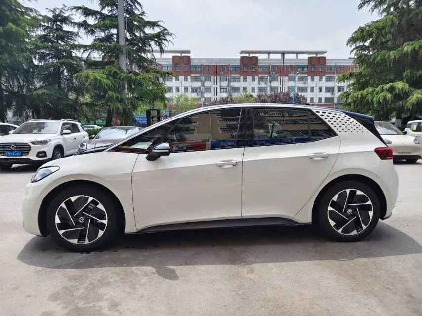 2024 Volkswagen ID.3 BEV 52.8KWH,autocango,china used car exporter,china ev exporter,chinese used car exporter,chinese used ev exporter