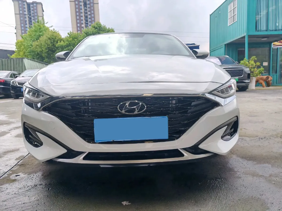 2019 Hyundai La Festa 1.6T 190HP L4 7DCT,autocango,china used car exporter,china ev exporter,chinese used car exporter,chinese used ev exporter