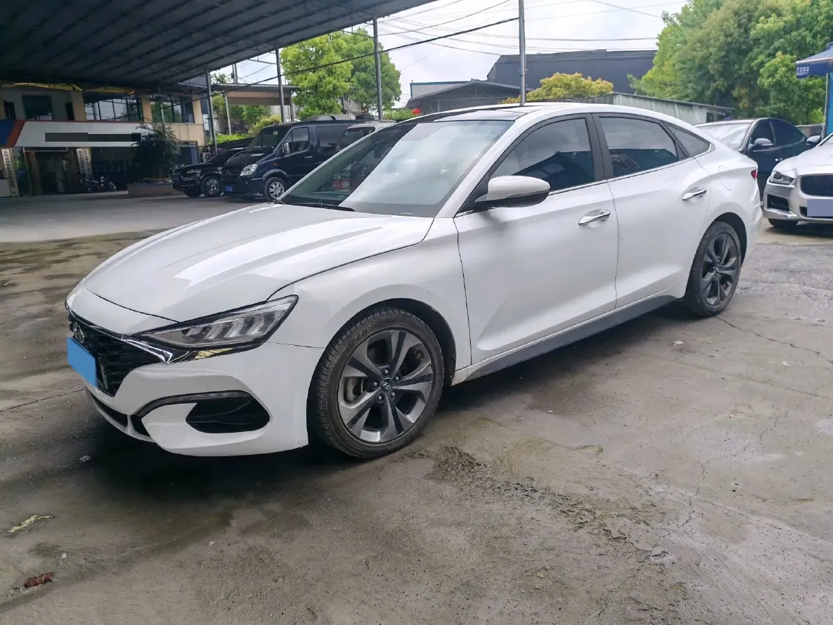 2019 Hyundai La Festa 1.6T 190HP L4 7DCT,autocango,china used car exporter,china ev exporter,chinese used car exporter,chinese used ev exporter