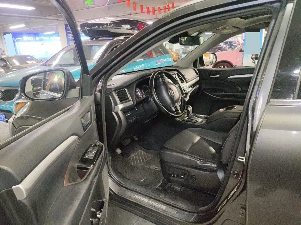 2018 Toyota Highlander 2.0T 220HP L4 6AT,autocango,china used car exporter,china ev exporter,chinese used car exporter,chinese used ev exporter