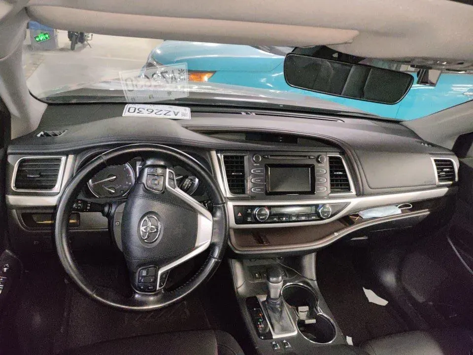 2018 Toyota Highlander 2.0T 220HP L4 6AT,autocango,china used car exporter,china ev exporter,chinese used car exporter,chinese used ev exporter