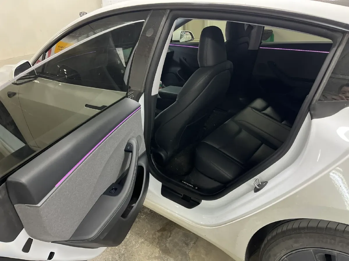 2025 Tesla Model 3 BEV 62.5KWH,autocango,china used car exporter,china ev exporter,chinese used car exporter,chinese used ev exporter