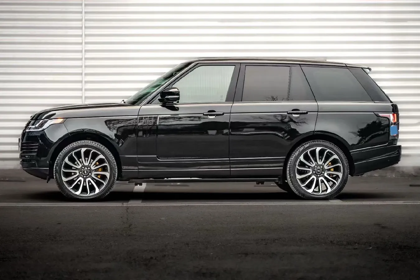 2018 Land Rover Range Rover Evoque 2.0T 241HP L4 9AT,autocango,china used car exporter,china ev exporter,chinese used car exporter,chinese used ev exporter