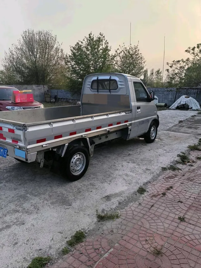 2023 WuLing RongGuang Mini Truck 1.5L 102HP L4 5MT,autocango,china used car exporter,china ev exporter,chinese used car exporter,chinese used ev exporter