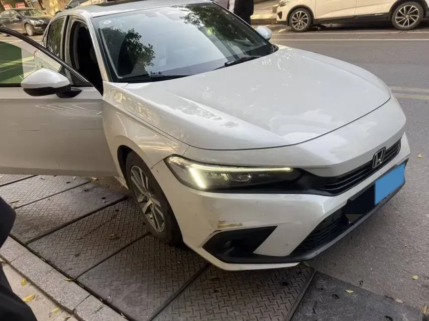 2022 Honda Civic 1.5T 182HP L4 CVT,autocango,china used car exporter,china ev exporter,chinese used car exporter,chinese used ev exporter