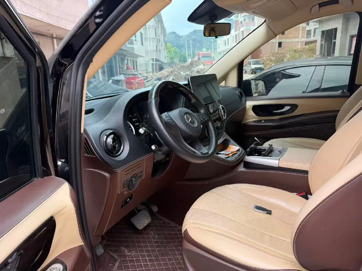 2021 Mercedes-Benz Vito 2.0T 211HP L4 9AT,autocango,china used car exporter,china ev exporter,chinese used car exporter,chinese used ev exporter