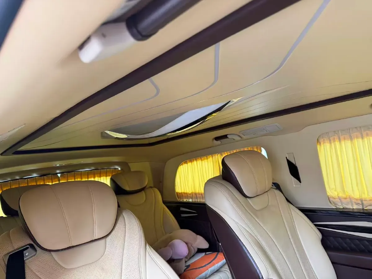 2021 Mercedes-Benz Vito 2.0T 211HP L4 9AT,autocango,china used car exporter,china ev exporter,chinese used car exporter,chinese used ev exporter