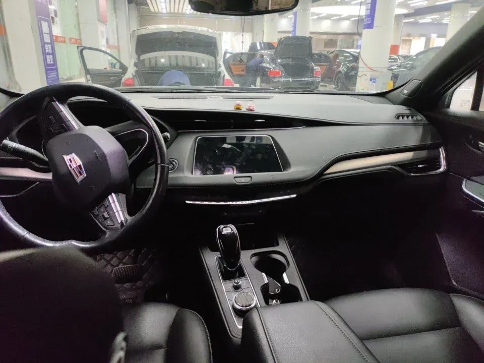 2020 Cadillac XT4 2.0T 241HP L4 9AT,autocango,china used car exporter,china ev exporter,chinese used car exporter,chinese used ev exporter
