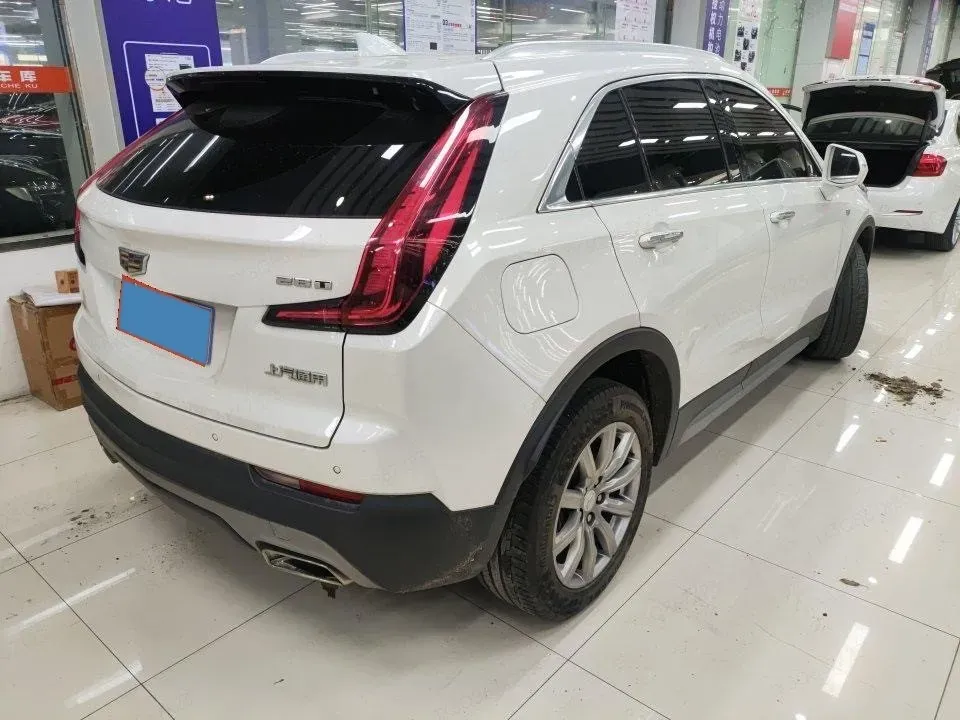 2020 Cadillac XT4 2.0T 241HP L4 9AT,autocango,china used car exporter,china ev exporter,chinese used car exporter,chinese used ev exporter