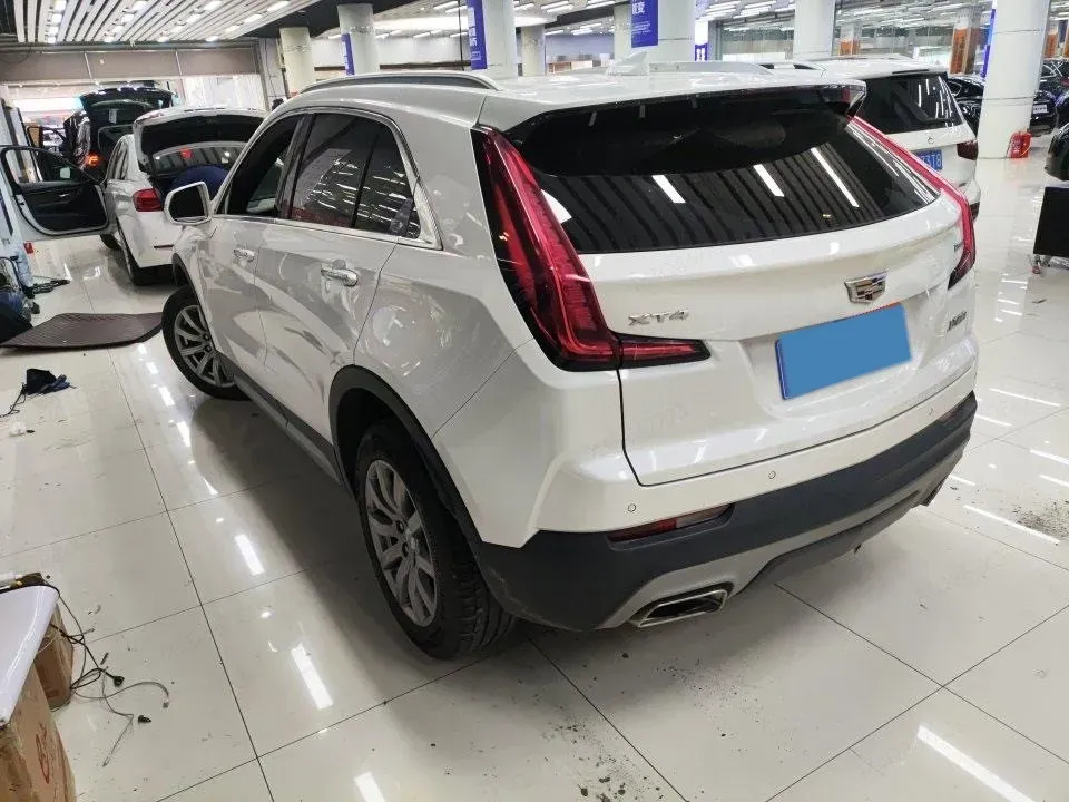 2020 Cadillac XT4 2.0T 241HP L4 9AT,autocango,china used car exporter,china ev exporter,chinese used car exporter,chinese used ev exporter