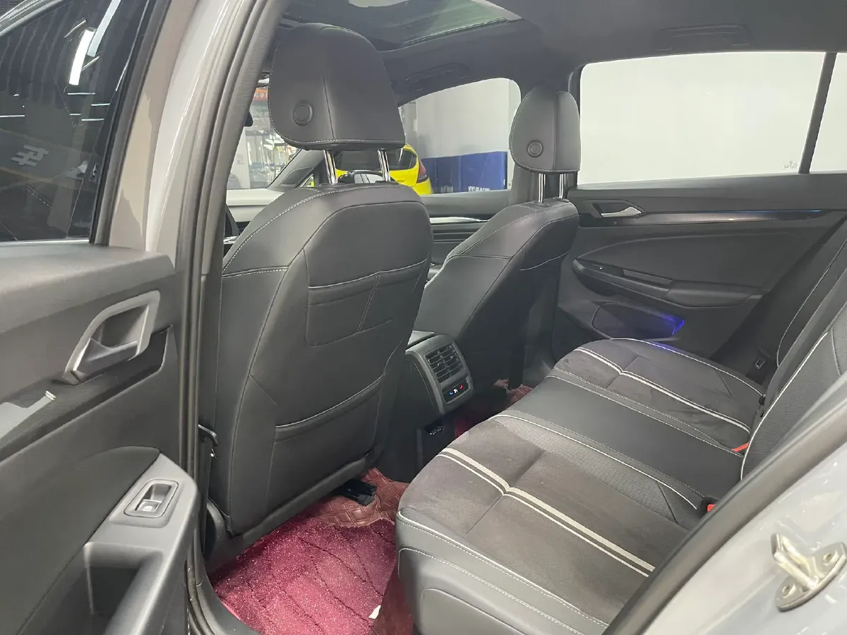 2023 Volkswagen Golf 1.4T 150HP L4 7DCT,autocango,china used car exporter,china ev exporter,chinese used car exporter,chinese used ev exporter