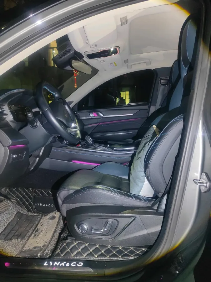 2020 LYNK&CO 05 2.0T 254HP L4 8AT,autocango,china used car exporter,china ev exporter,chinese used car exporter,chinese used ev exporter