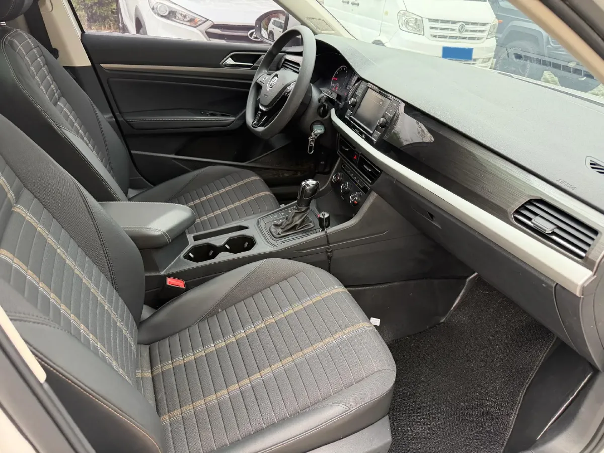 2019 Volkswagen Lavida 1.5L 116HP L4 6AT,autocango,china used car exporter,china ev exporter,chinese used car exporter,chinese used ev exporter