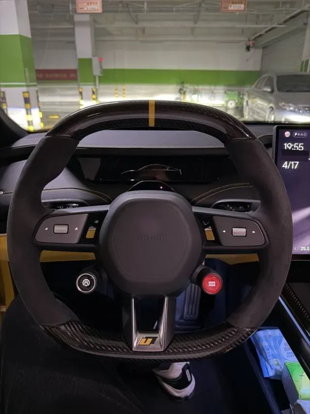 2025 MI SU7 Ultra BEV 93.7KWH,autocango,china used car exporter,china ev exporter,chinese used car exporter,chinese used ev exporter