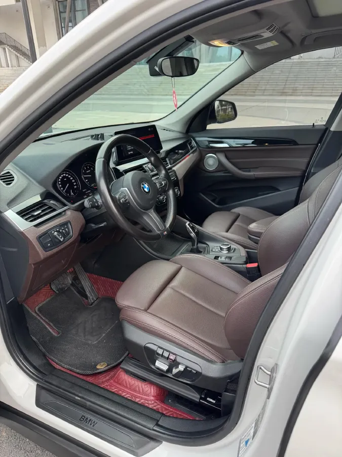 2022 BMW X1 2.0T 192HP L4 7DCT,autocango,china used car exporter,china ev exporter,chinese used car exporter,chinese used ev exporter