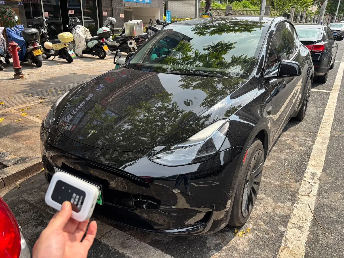 2022 Tesla Model Y BEV 60KWH,autocango,china used car exporter,china ev exporter,chinese used car exporter,chinese used ev exporter