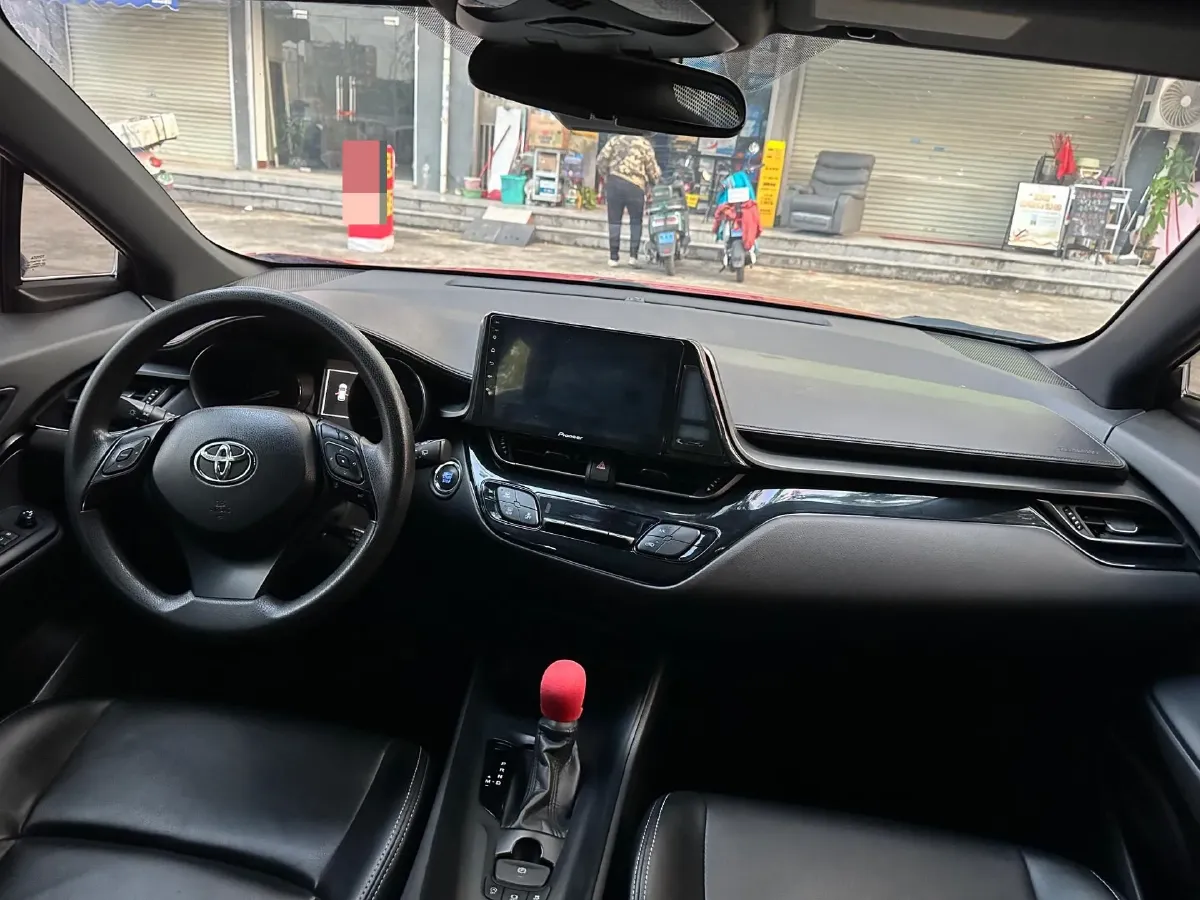 2020 Toyota C-HR 2.0L 171HP L4 CVT,autocango,china used car exporter,china ev exporter,chinese used car exporter,chinese used ev exporter