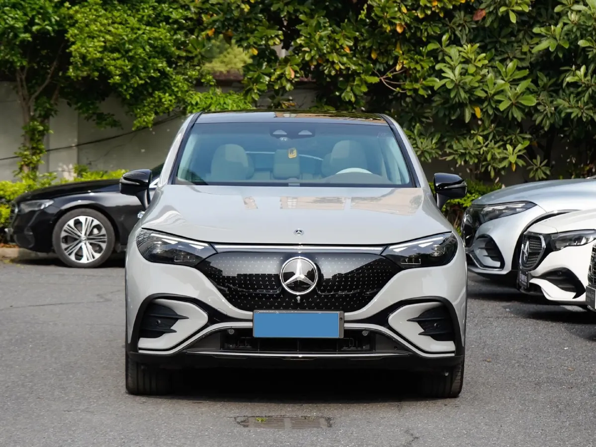 2023 Mercedes-Benz EQE SUV BEV 96.1KWH,autocango,china used car exporter,china ev exporter,chinese used car exporter,chinese used ev exporter