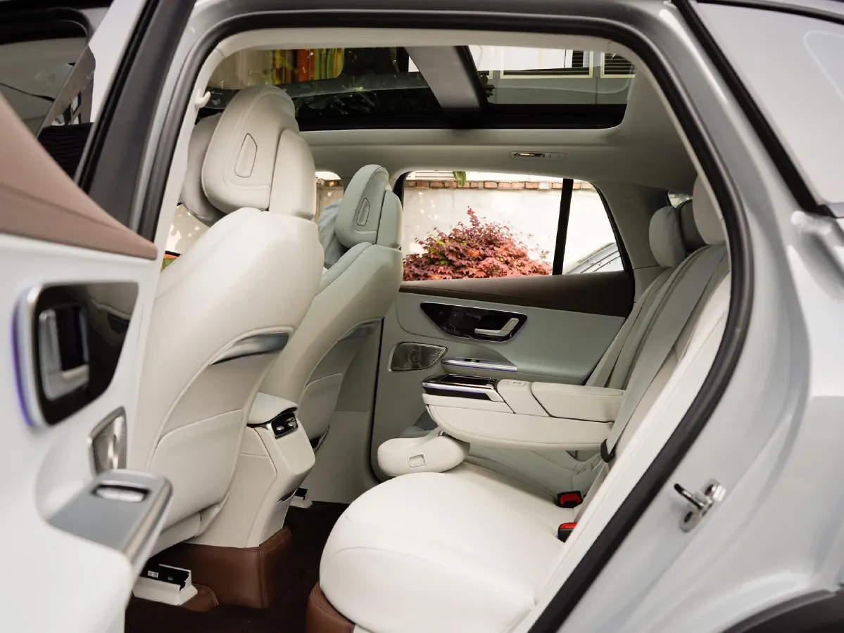 2023 Mercedes-Benz EQE SUV BEV 96.1KWH,autocango,china used car exporter,china ev exporter,chinese used car exporter,chinese used ev exporter