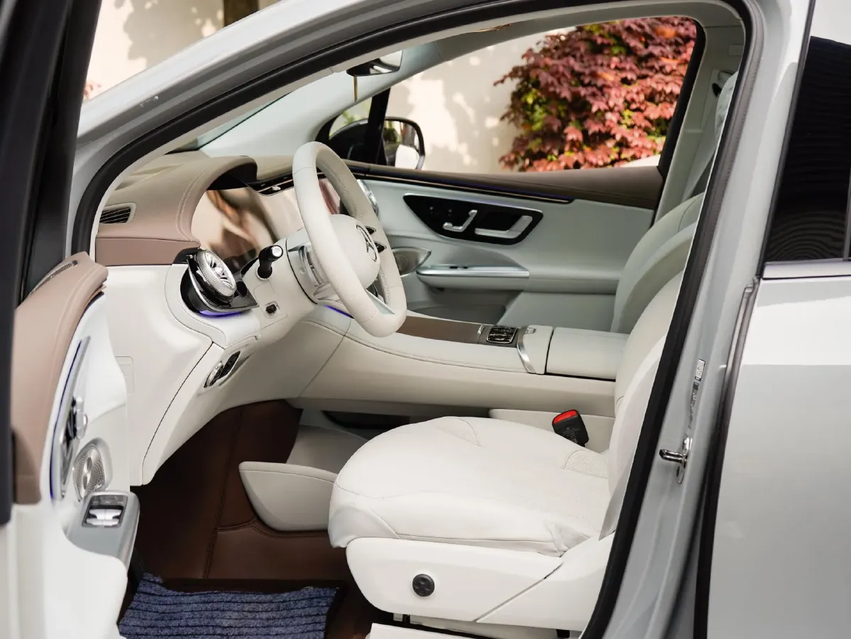 2023 Mercedes-Benz EQE SUV BEV 96.1KWH,autocango,china used car exporter,china ev exporter,chinese used car exporter,chinese used ev exporter