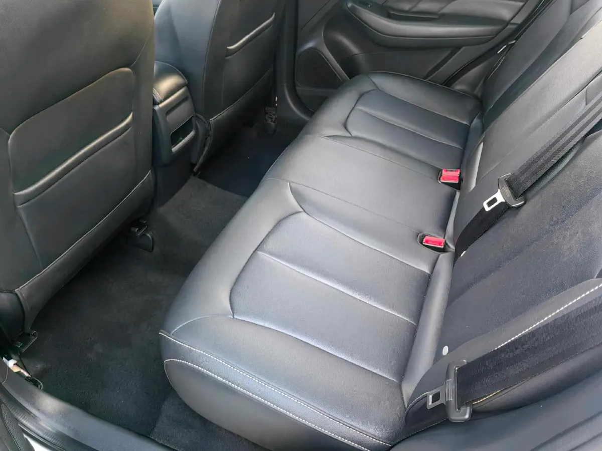 2018 Roewe RX5 1.5T 169HP L4 6MT,autocango,china used car exporter,china ev exporter,chinese used car exporter,chinese used ev exporter