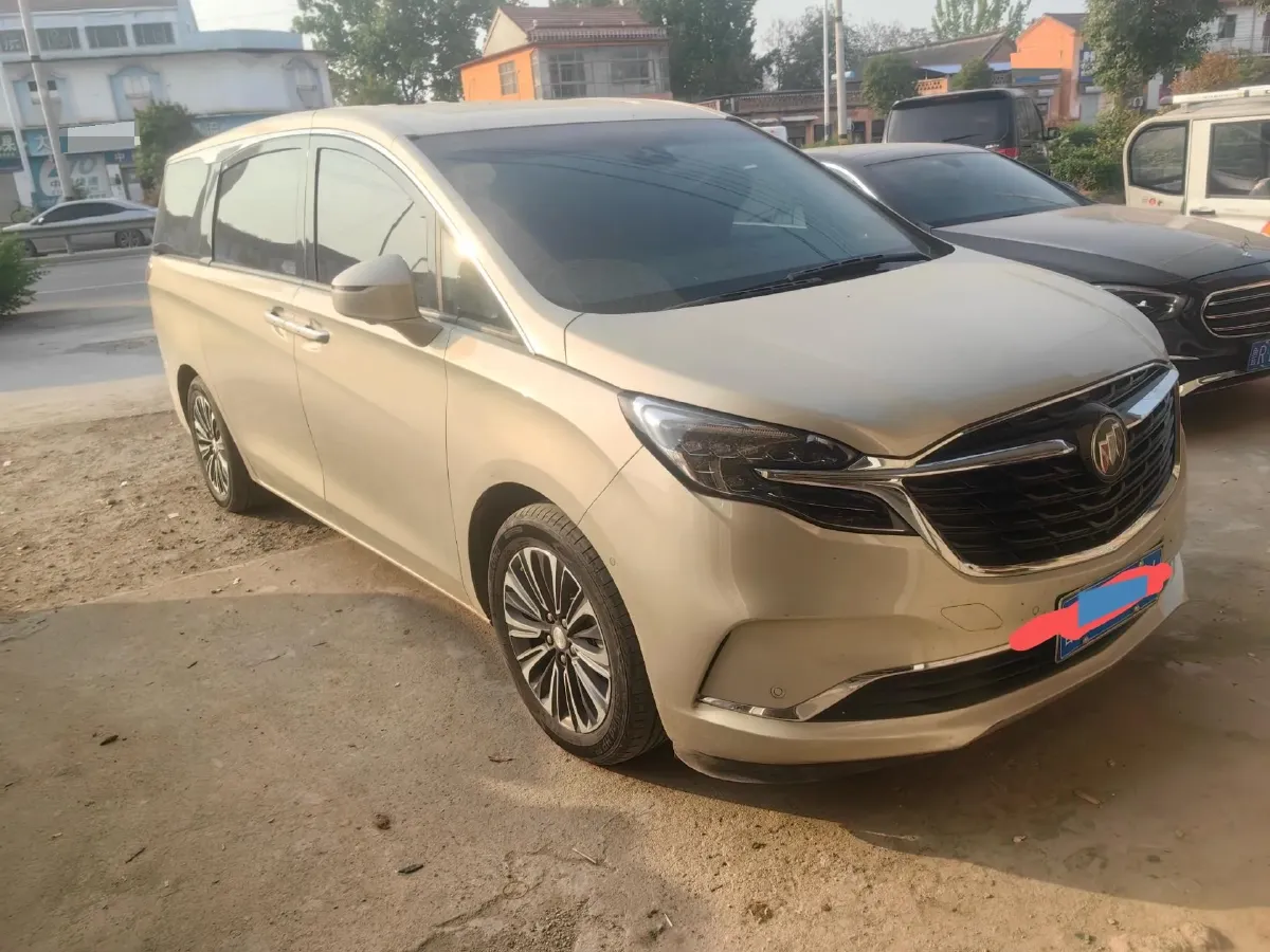 2022 Buick GL8 2.0T 237HP L4 9AT,autocango,china used car exporter,china ev exporter,chinese used car exporter,chinese used ev exporter