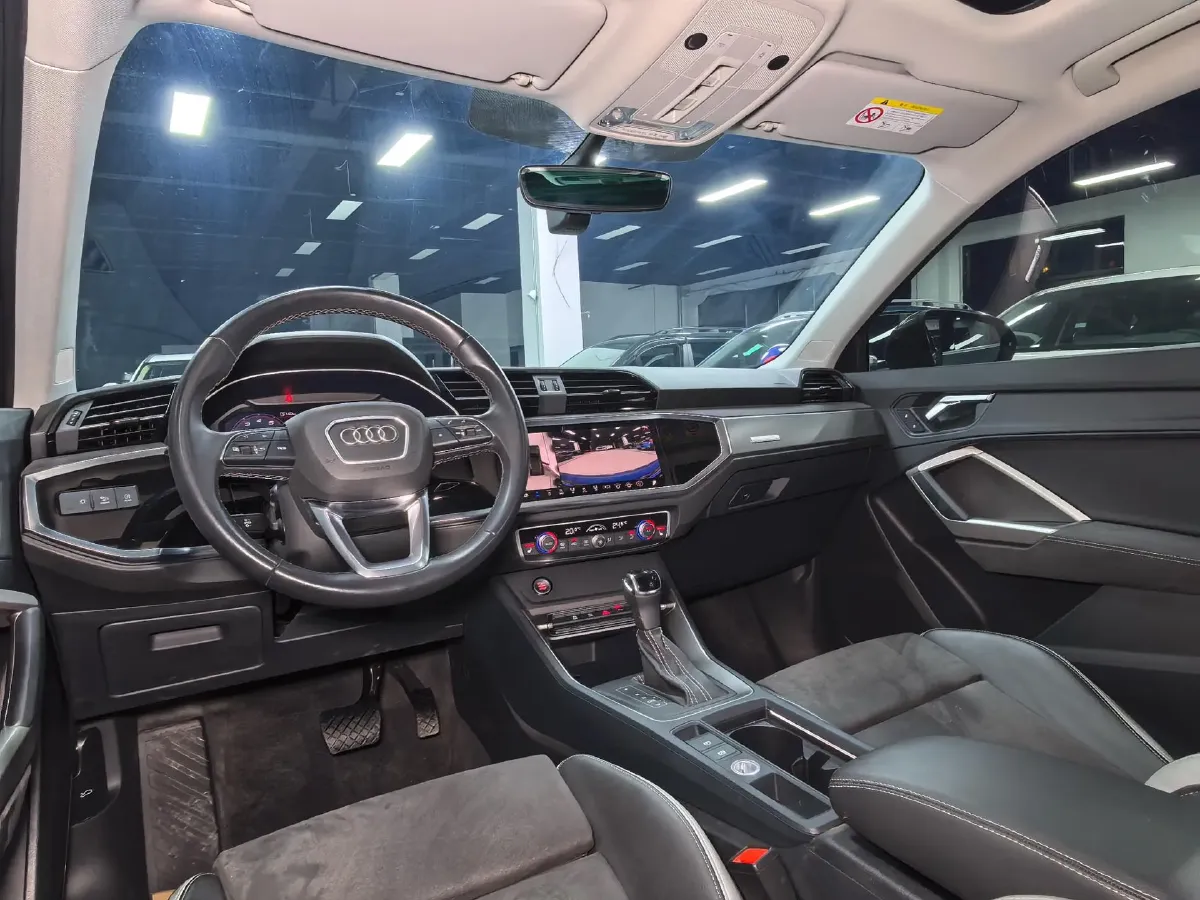 2022 Audi Q3 1.4T 150HP L4 7DCT,autocango,china used car exporter,china ev exporter,chinese used car exporter,chinese used ev exporter