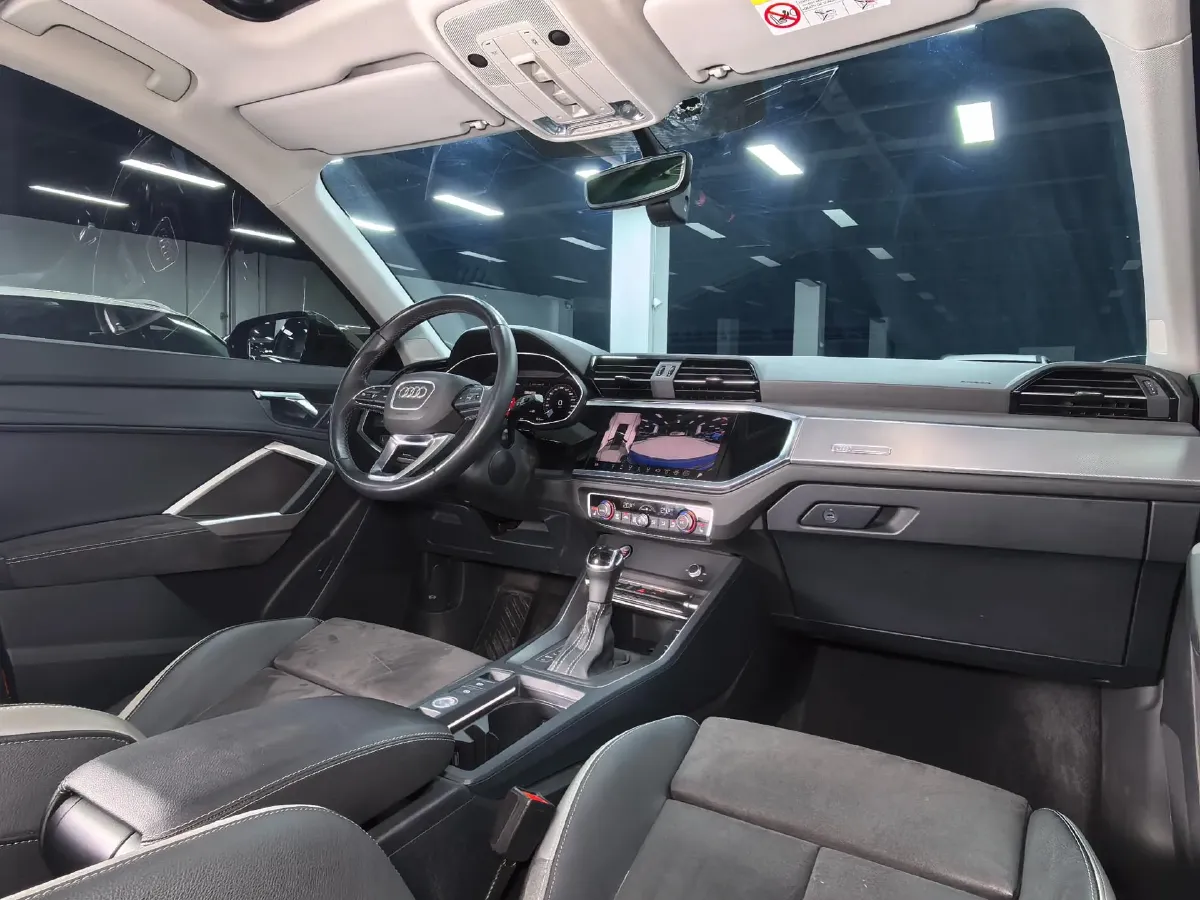 2022 Audi Q3 1.4T 150HP L4 7DCT,autocango,china used car exporter,china ev exporter,chinese used car exporter,chinese used ev exporter