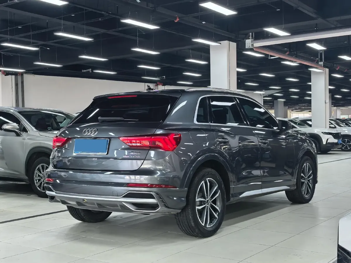 2022 Audi Q3 1.4T 150HP L4 7DCT,autocango,china used car exporter,china ev exporter,chinese used car exporter,chinese used ev exporter