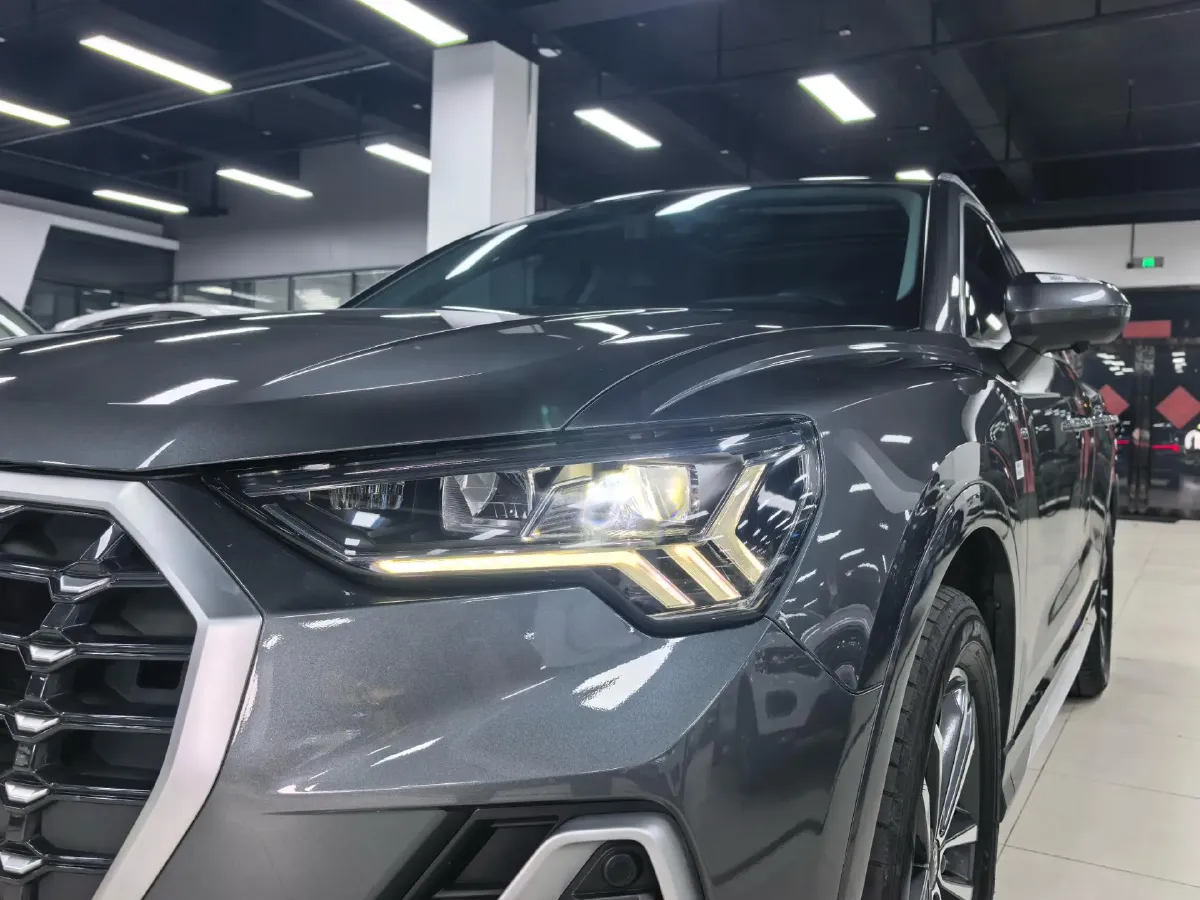 2022 Audi Q3 1.4T 150HP L4 7DCT,autocango,china used car exporter,china ev exporter,chinese used car exporter,chinese used ev exporter
