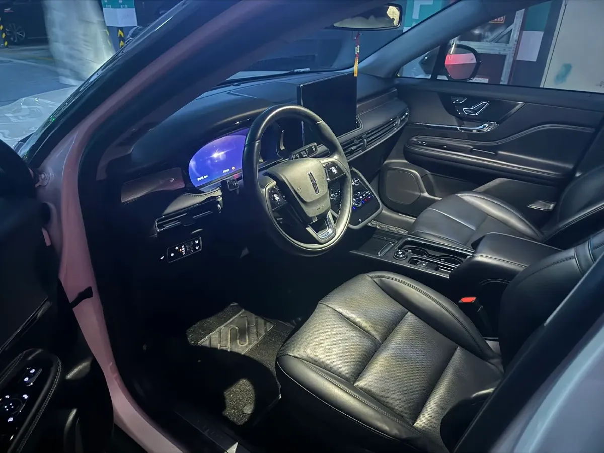 2022 Lincoln Corsair 2.0T 245HP L4 8AT,autocango,china used car exporter,china ev exporter,chinese used car exporter,chinese used ev exporter