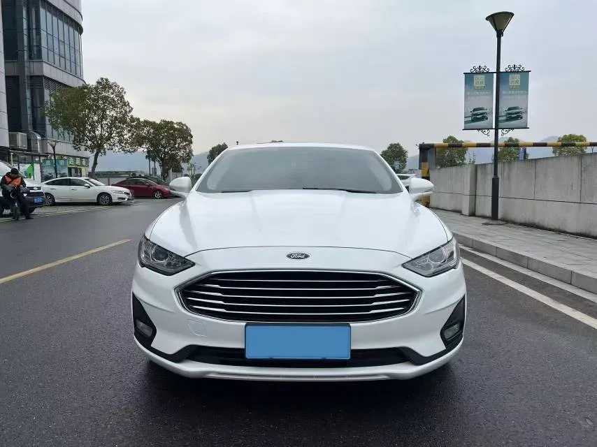 2020 Ford Mondeo 1.5T 182HP L4 6AT,autocango,china used car exporter,china ev exporter,chinese used car exporter,chinese used ev exporter