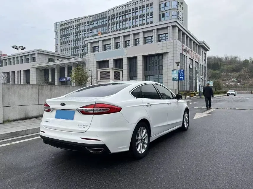 2020 Ford Mondeo 1.5T 182HP L4 6AT,autocango,china used car exporter,china ev exporter,chinese used car exporter,chinese used ev exporter